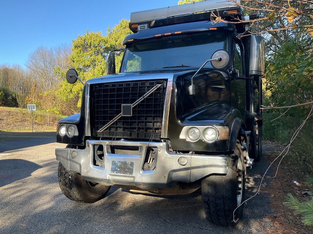 2020 Volvo VHD 8x4 Tri/A Dump Truck 2020 Volvo VHD 8x4 Tri/A Dump Truck