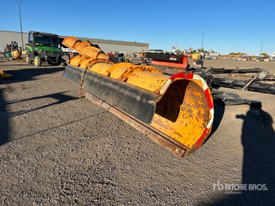 12 ft Hydraulic Reversing Schneepflug