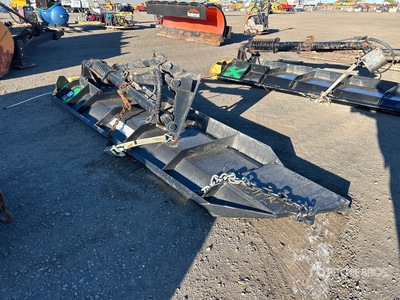 2011 Larochelle 12W132R 11ft side wing