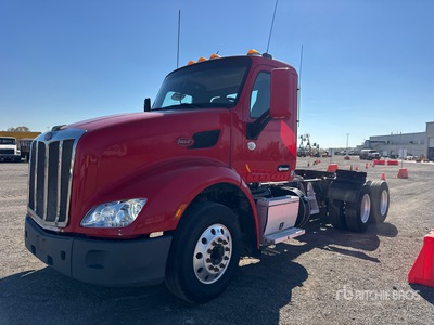 2014 Peterbilt 579 6x4 Day Cab Truck Tractor