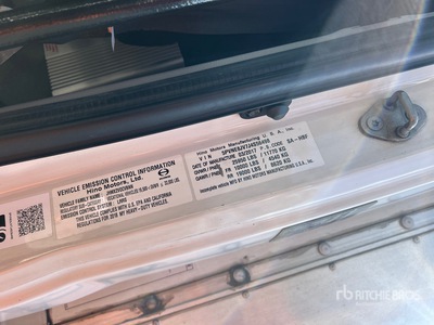 2018 Hino 268 4x2 Van Truck