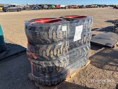 Quantity of (8) 12-16.5 12 Ply Équipements pour pneus (Unused) - Fits Skid Steer