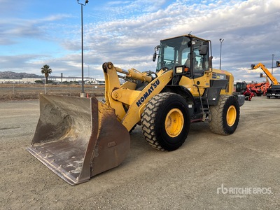 2013 Komatsu WA320-7 Wheel Loader