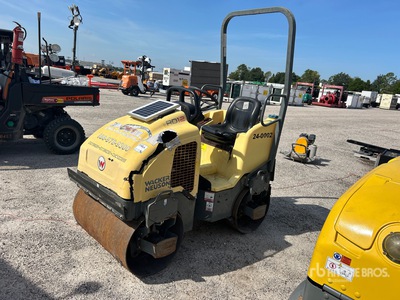 2017 Wacker Neuson RD12A Double Drum Roller (Inoperable)