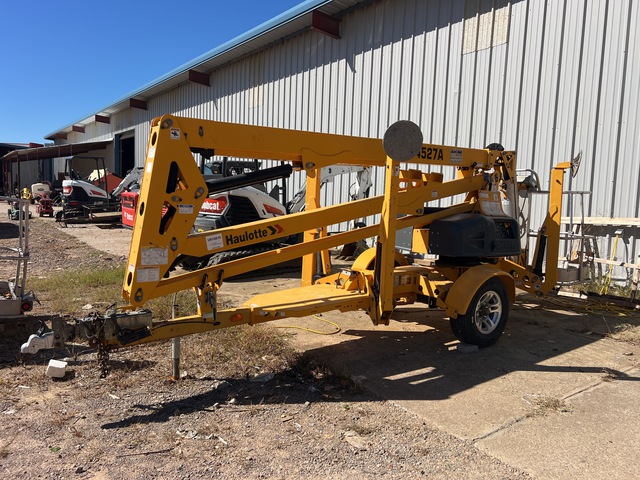 2016 Haulotte 4527A Electric Towable Lift 2016 Haulotte 4527A Electric Towable Lift