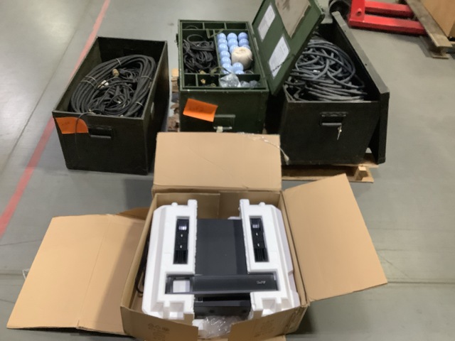 (1) General Illumination Light Set, (1) Light Set Components & (1) Power Supply