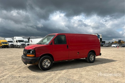 2011 Chevrolet Express 2500 Cargo Van
