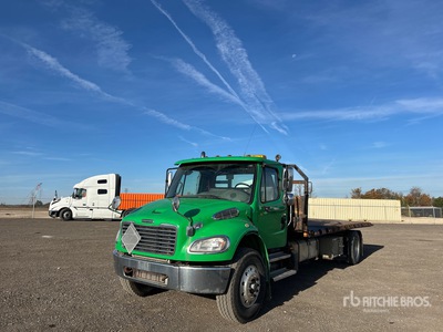 2019 Freightliner M2 106 4x2 Roll-Off Truck