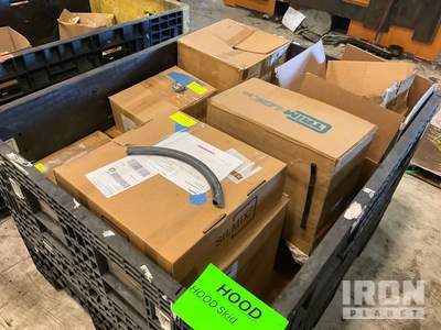 Quantity of Hood and Trim Parts その他 - 機械部品 (Unused)