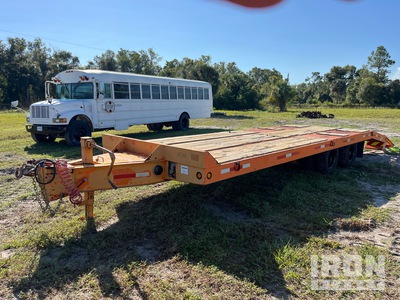 1999 Interstate 24 ft T/A Equipment Trailer