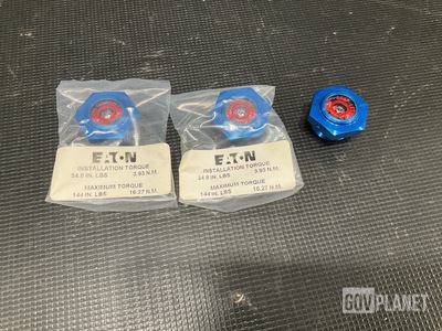 (8) Eaton PS54E Machine Thread Plugs