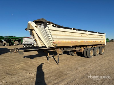 2001 Arnes 31 ft Tri/A End Dump Trailer
