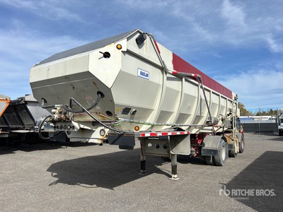 2014 Raglan Ejector Tri/A Hinterkipper