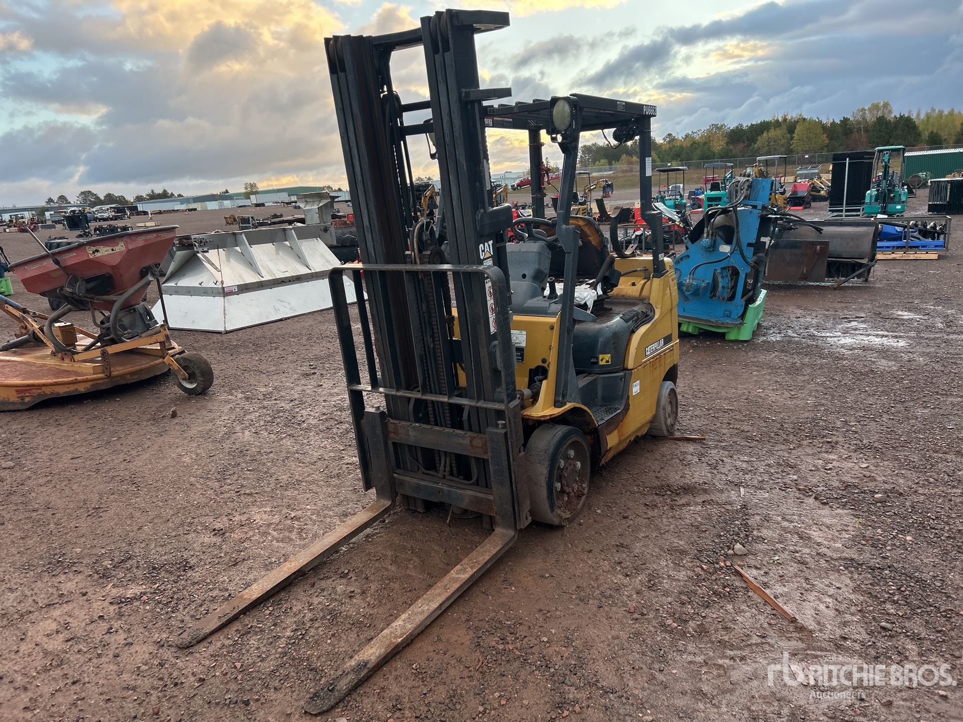 2007 Cat C4000-LP 3150 lb Forklift