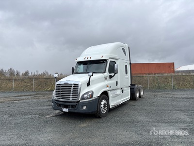 2018 Freightliner Cascadia 125 6x4 Tracteur Routier Couchette