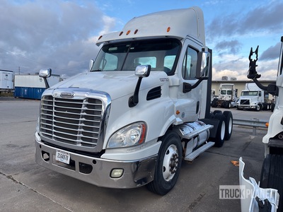 2014 Freightliner Cascadia 6x4 Tracteur routier (Inoperable)