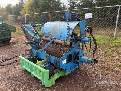 Bragg Blueberry Harvester Head