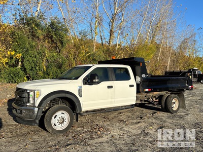 2018 Ford F-550 XL 4x4 Crew Cab ダンプトラック（S/A）