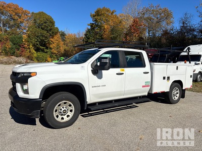 2021 Chevrolet Silverado 3500HD 4x4 Crew Cab Utility Truck