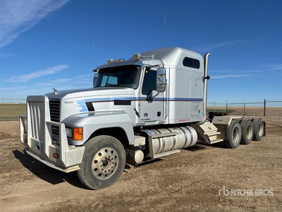 2018 Mack CHU614 8x6 Cabeza Tractora Cabina Dormitorio