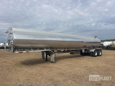 2017 Polar 9450 gal タンクトレーラー