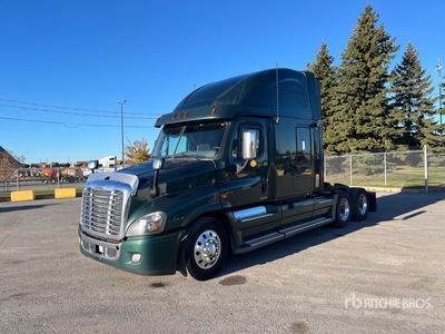 2011 Freightliner Cascadia 125 6x4 T/A Sleeper Truck Tractor