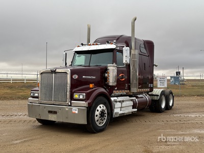2013 Western Star 4900FA 6x4 Cabeza Tractora Cabina Dormitorio