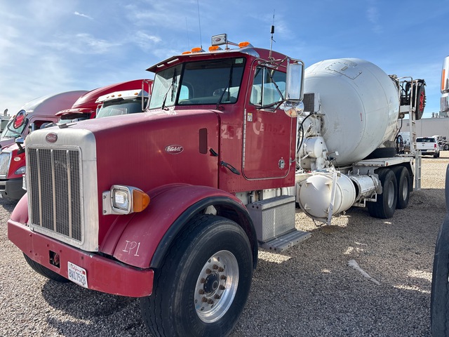 2001 Peterbilt 357 8x4 Mixer Truck