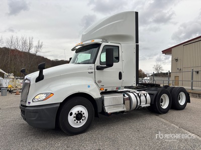 2019 International LT625 6x4 Cabeza Tractora Cabina Corta
