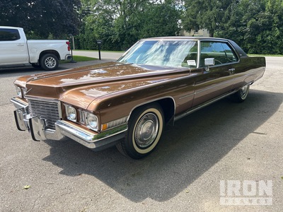 1972 Cadillac Coupe DeVille Automobile
