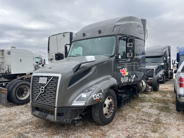 2023 Volvo VNL760 6x4 T/A Sleeper Truck Tractor (Inoperable) 2023 Volvo VNL760 6x4 T/A Sleeper Truck Tractor (Inoperable)