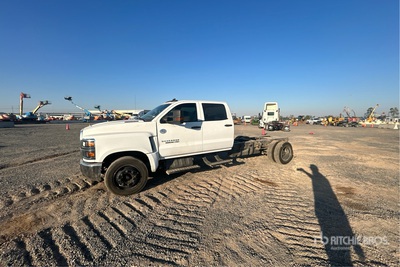 2021 Chevrolet 5500HD 4x2 Crew Cab Cab and Chassis