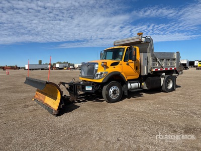 2010 International 7600 4x2 Snow Plow Truck