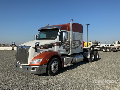 2017 Peterbilt 579 6x4 تراكتور شاحنة كابينة النوم (ثنائية المحور)