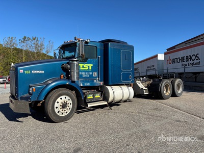 1995 Kenworth T800 6x4 T/A Sleeper Truck Tractor