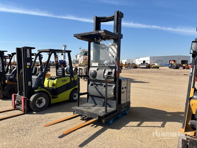 2005 Crown SP3410-30 Order Picker