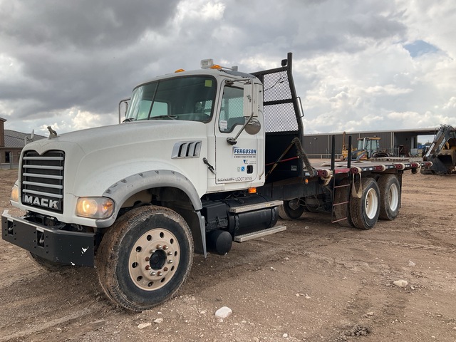2008 Mack GU713 Granite 6x4 Flatbed Truck
