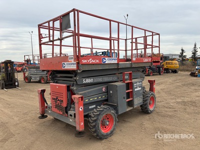 2012 Skyjack SJ8841 4x4 Dual Fuel Scissor Lift