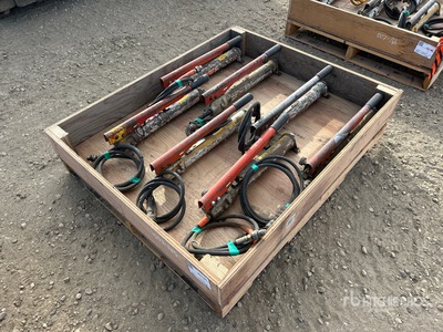 Quantity of (7) Power Team Hydraulic Hand Pump Różne