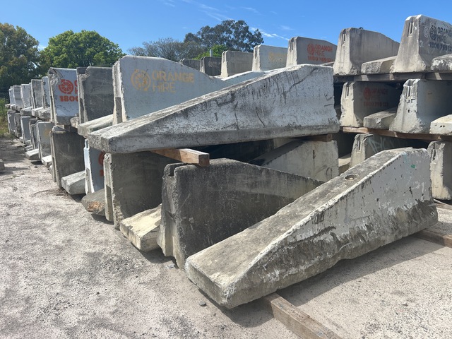 Quantity of (50) 3 m F Type Tapered Concrete Barrier Quantity of (50) 3 m F Type Tapered Concrete Barrier