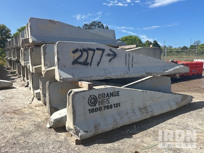 Quantity of (141) DB80 4m Tappered Concrete Barrier