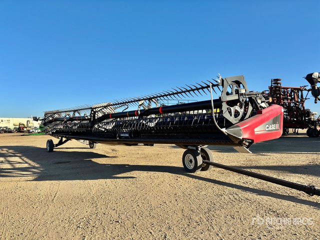 2011 Case IH 2152 40 ft Draper Combine Header | Ritchie Bros. Auctioneers