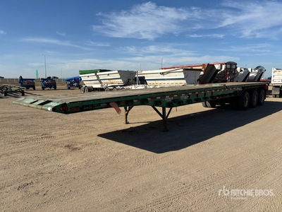 1997 Doepker 49 ft Tri/A Flatbed Oilfield Trailer