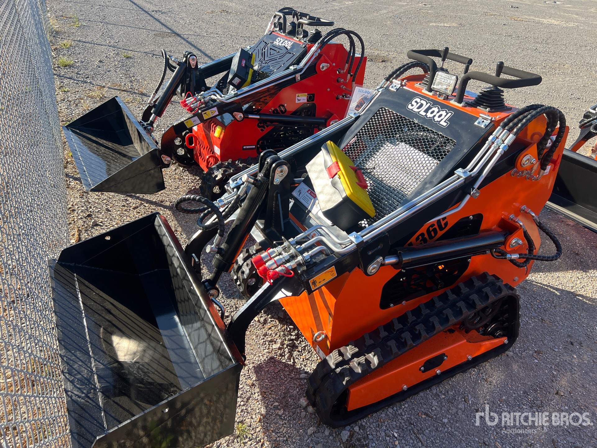 MINI CARGADOR SOBRE RUEDAS 2025 SDLOOL SL36C