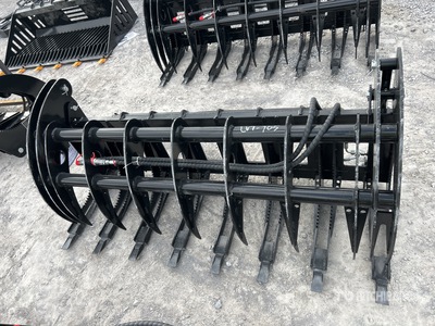 2025 GIYI GYCLG72C Skid Steer Grapple (Unused)