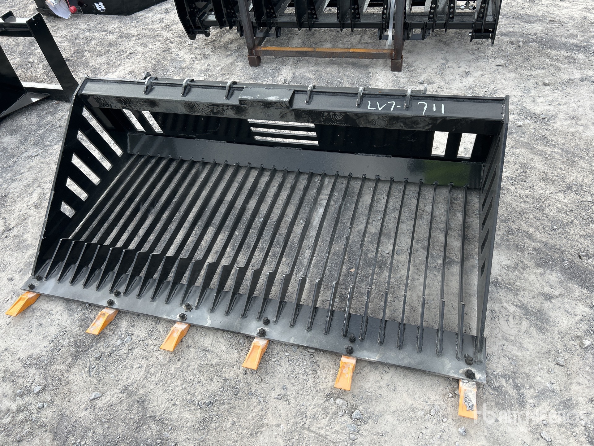 2025 GIYI GY-RB66 Rock bucket (Unused)
