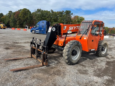 2013 SkyTrak 8042 Telehandler