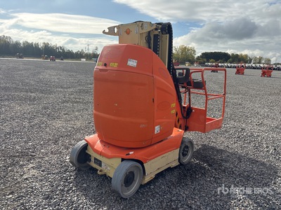 2014 JLG T10E Ascenseur à mât vertical