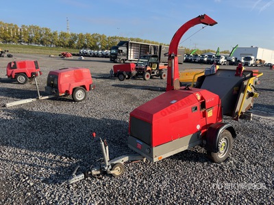 2015 TP175 Tow-Behind Wood Chipper