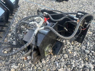 2025 GIYI Side-Swing Skid Steer Stump Grinder (Unused)